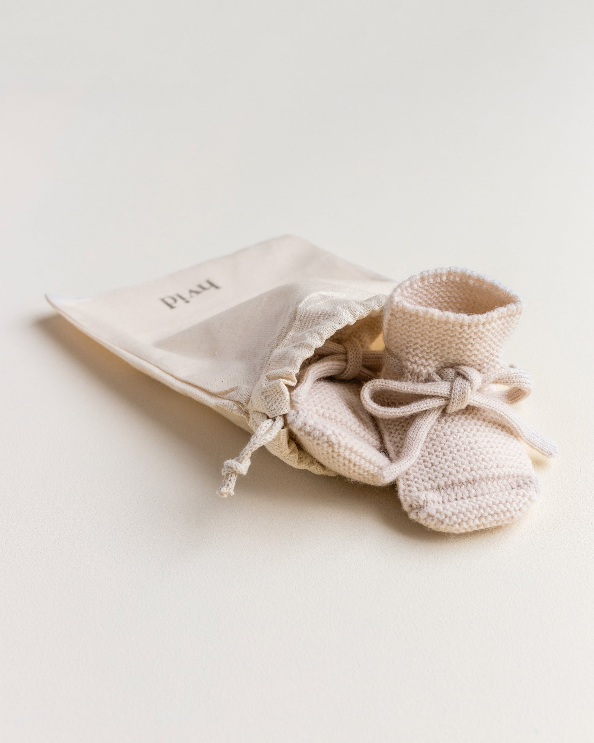 Hvid Baby Strickschuhe Cream